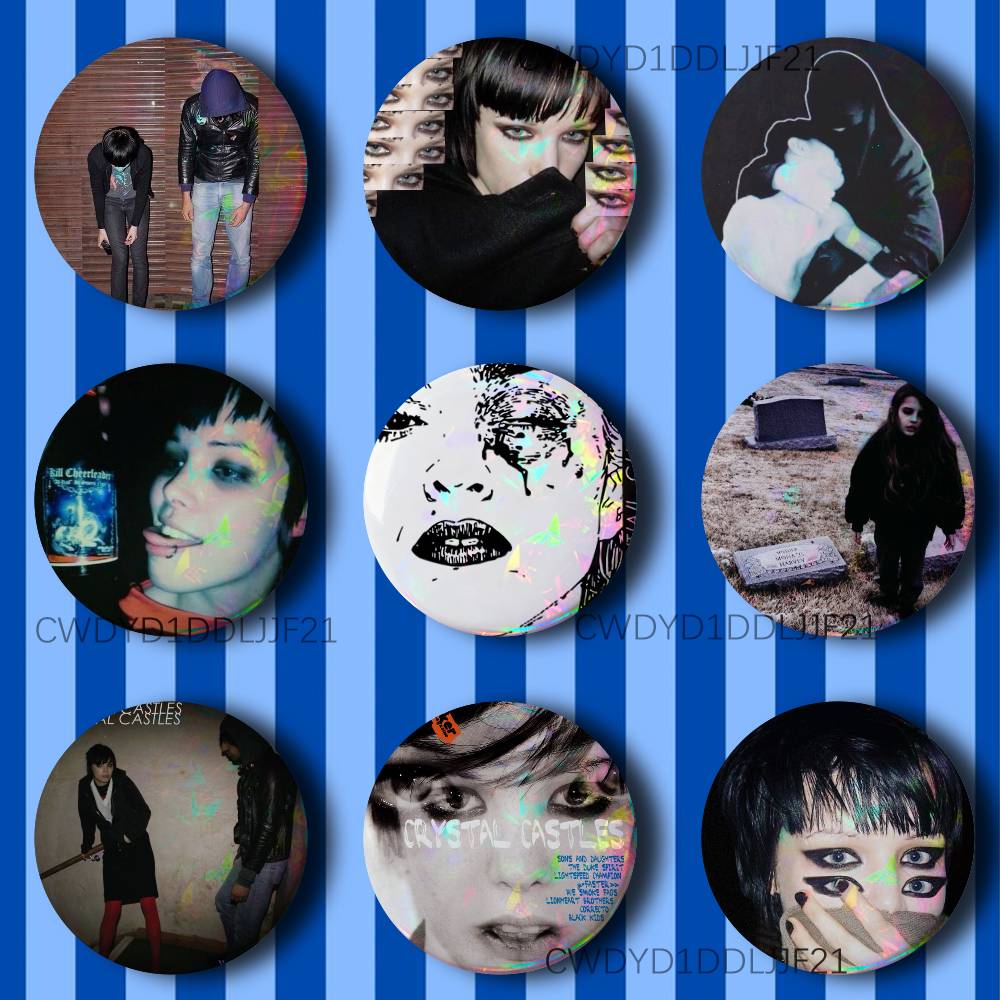 Collectible Vintage Brooches - C-Crystal Castles Band Amnestie Vintage Anime
