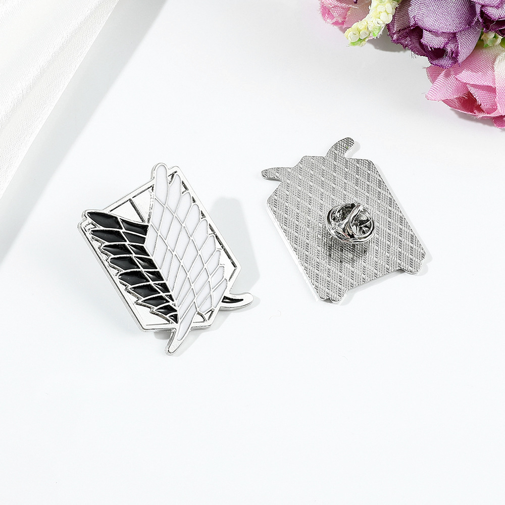 Vintage vleugelvormige emaille - Collectible Vintage Brooches recensie en prijs